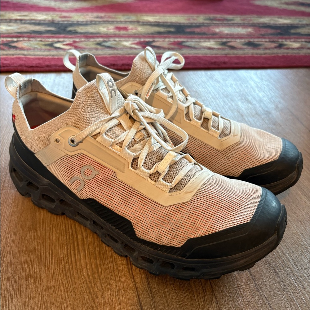 On Running Men's Cream and Black Sneakers